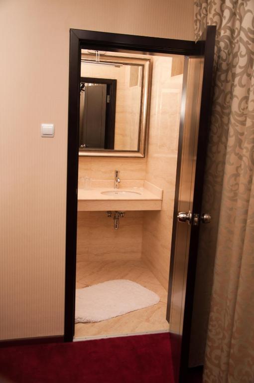 Hotel Baden Calarasi  Ruang foto