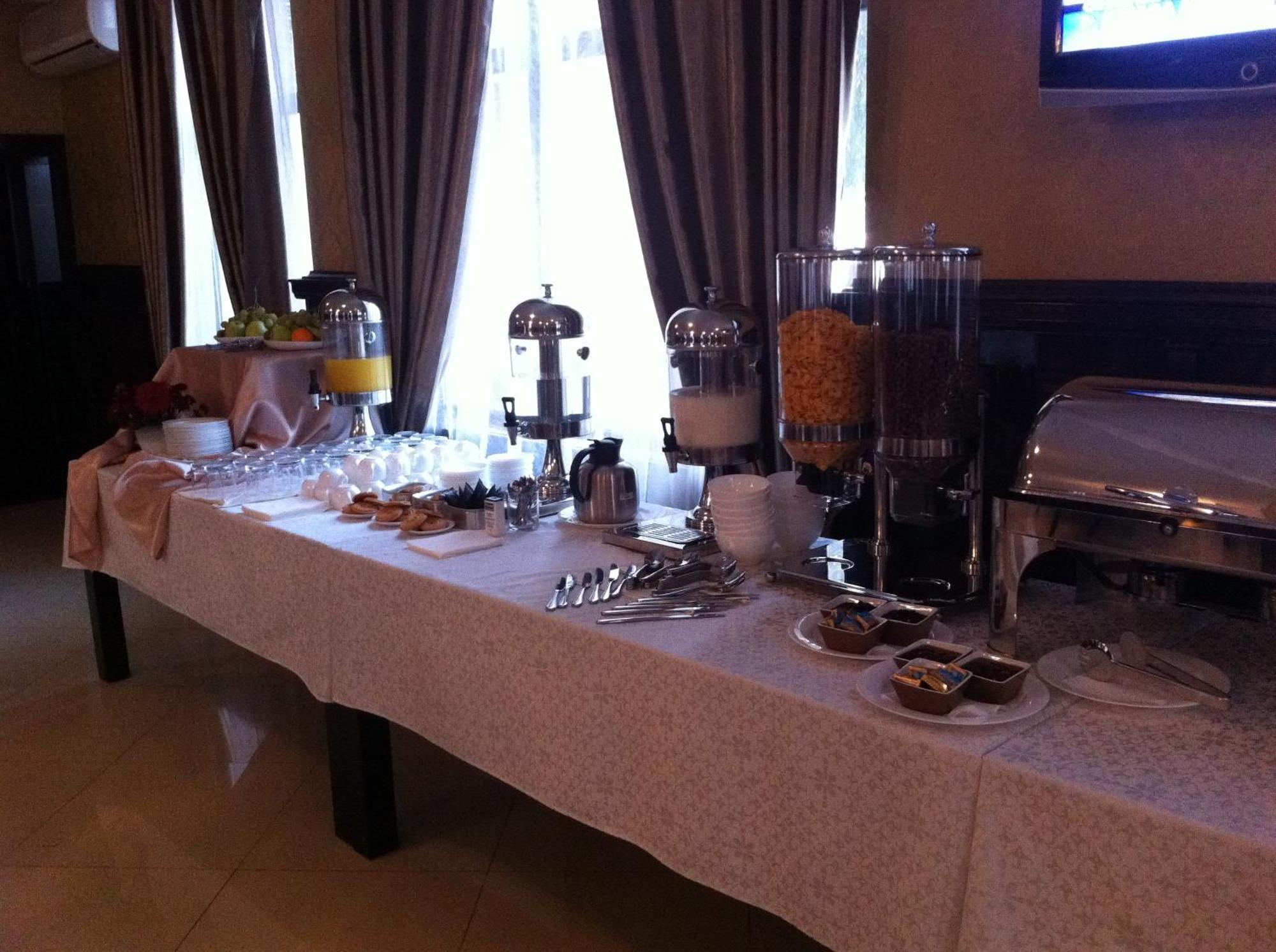 Hotel Baden Calarasi  Bagian luar foto