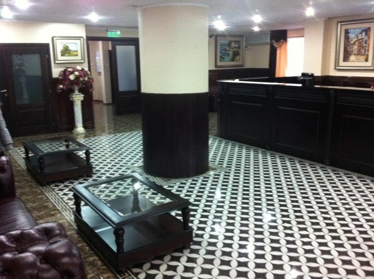 Hotel Baden Calarasi  Bagian luar foto