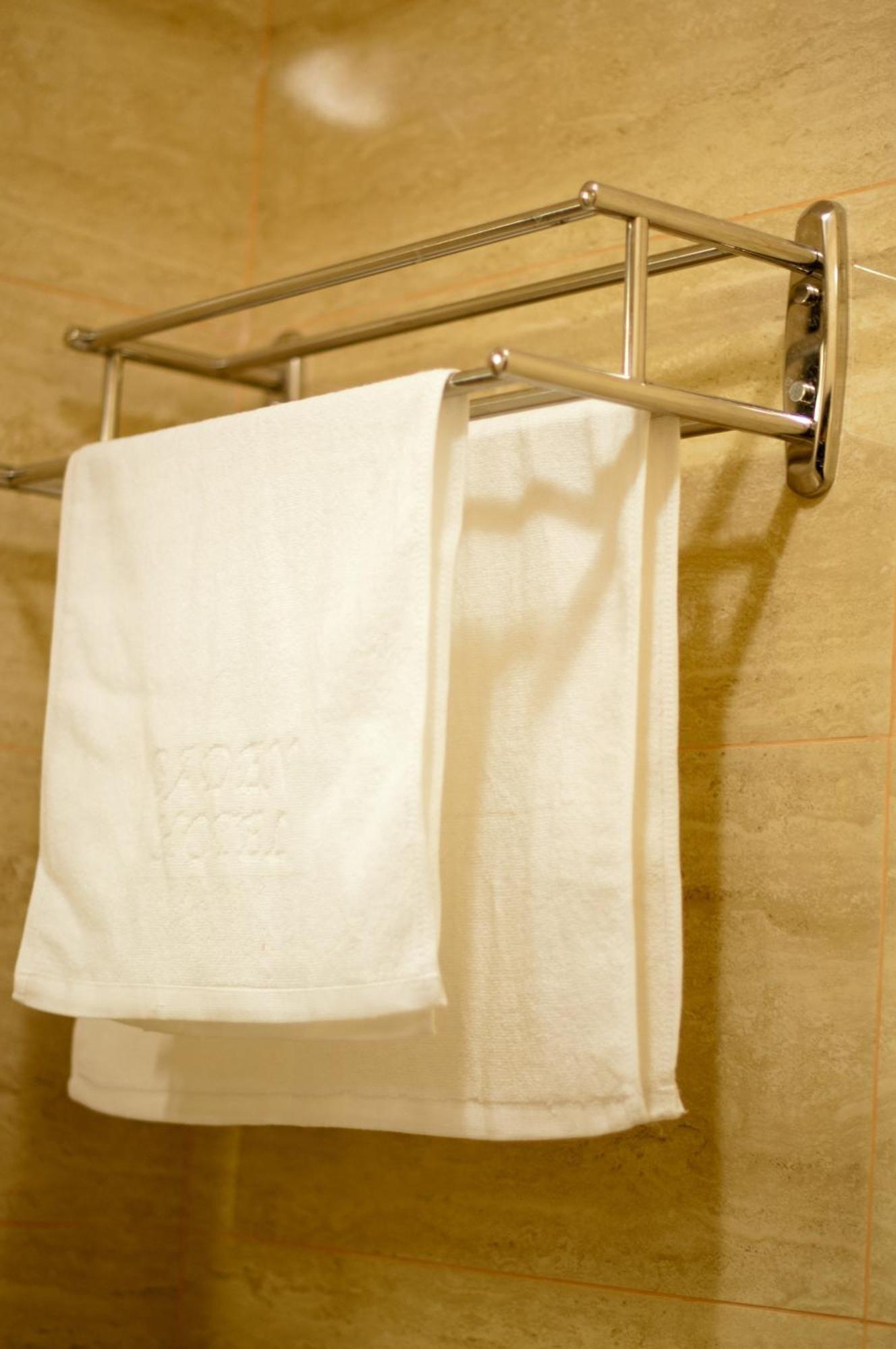 Hotel Baden Calarasi  Bagian luar foto