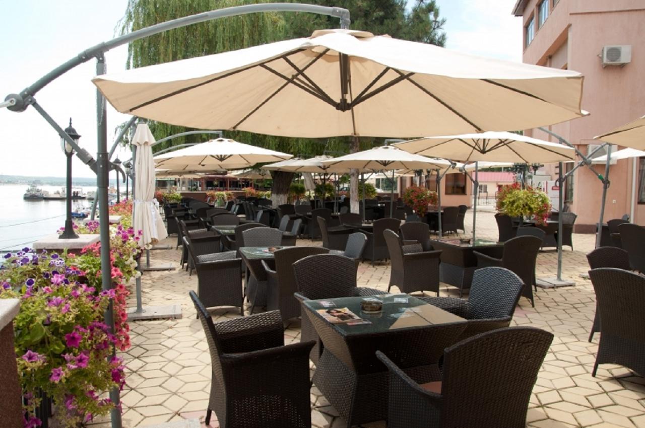 Hotel Baden Calarasi  Bagian luar foto